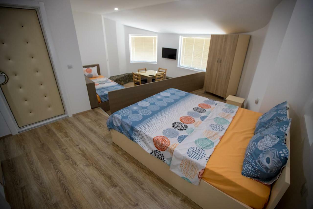 View Topia Apartments Ohrid Exterior photo